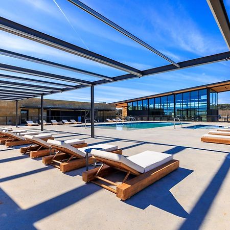 Skye Texas Hill Country Resort Hilltop Bagian luar foto