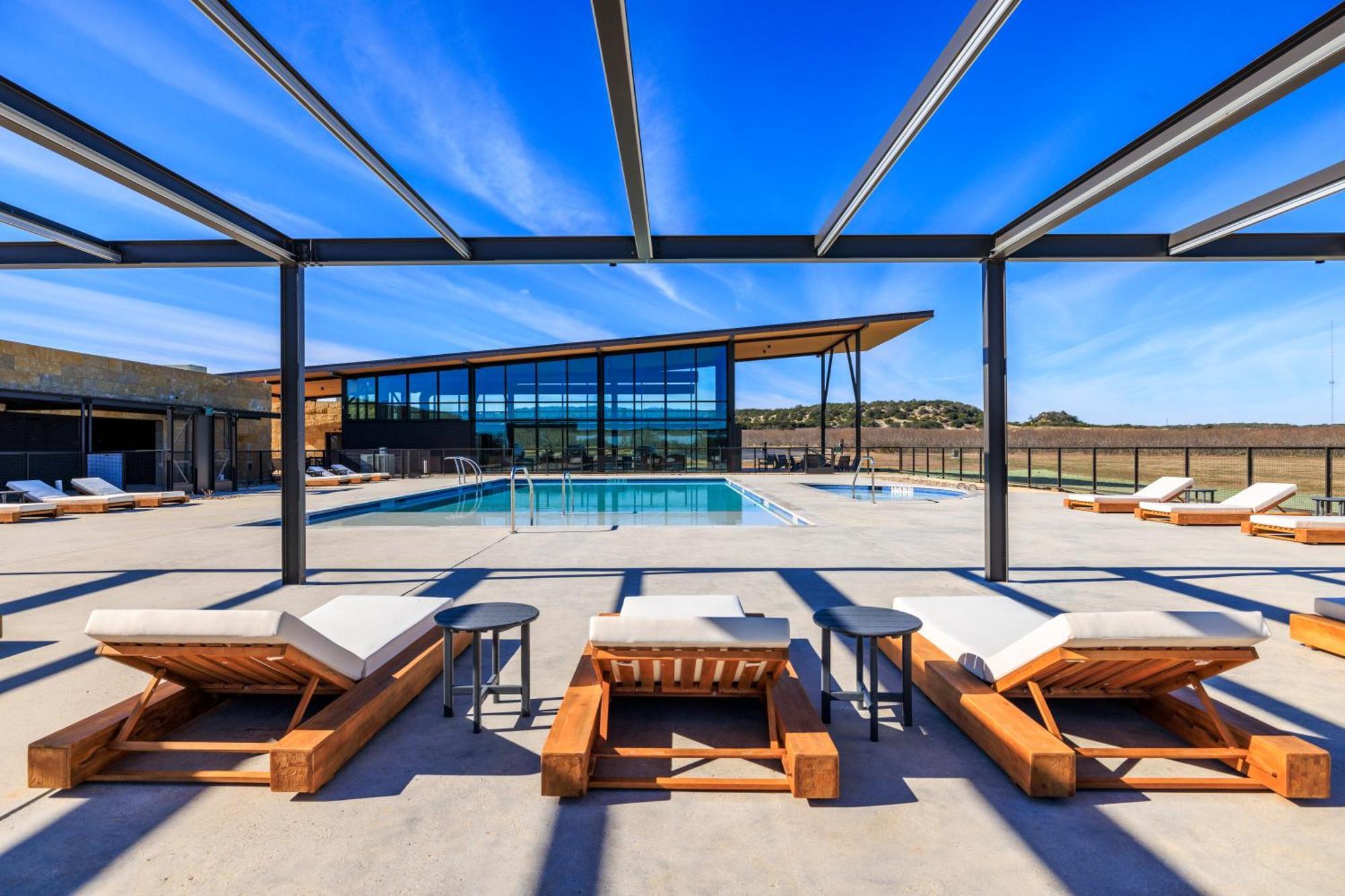 Skye Texas Hill Country Resort Hilltop Bagian luar foto